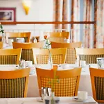 Vienna House Easy By Wyndham 4* Trier