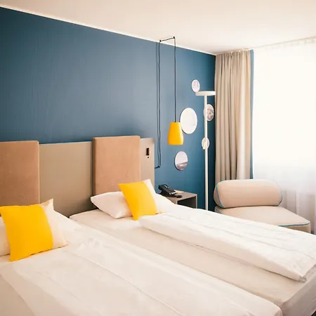 Vienna House Easy By Wyndham 4*