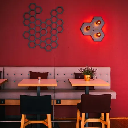 Vienna House Easy By Wyndham Otel