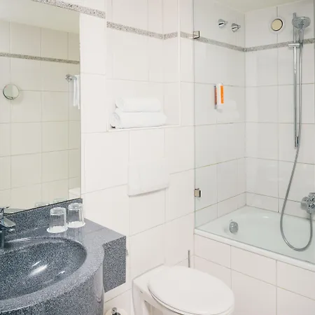 Vienna House Easy By Wyndham Hotel 4*