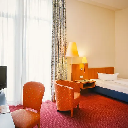 Vienna House Easy By Wyndham Otel