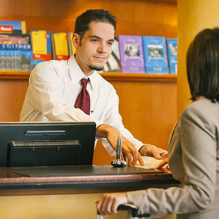 Vienna House Easy By Wyndham 4* Trevír