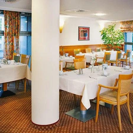 Vienna House Easy By Wyndham 4* Trevír