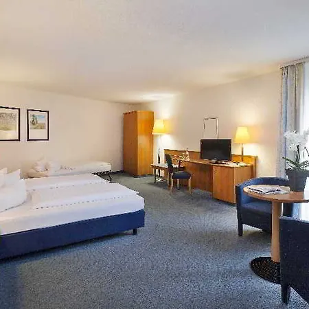 Vienna House Easy By Wyndham Otel