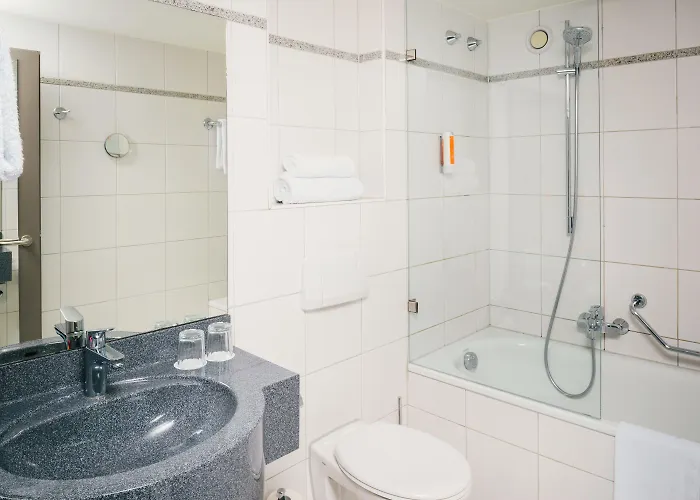 Vienna House Easy By Wyndham 酒店 4*