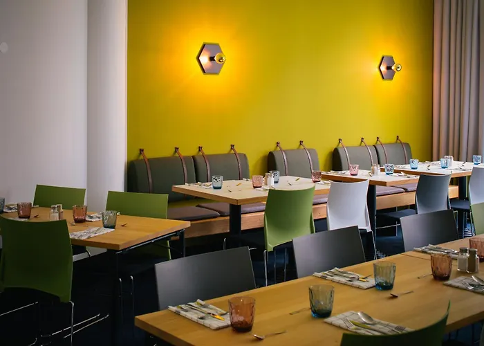 Vienna House Easy By Wyndham 酒店