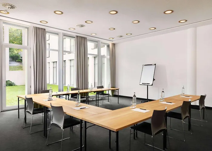 Vienna House Easy By Wyndham 4*