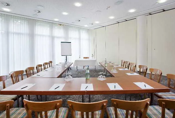 Vienna House Easy By Wyndham Hotel 4*