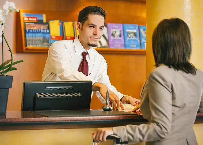 Vienna House Easy By Wyndham 4* 特里尔