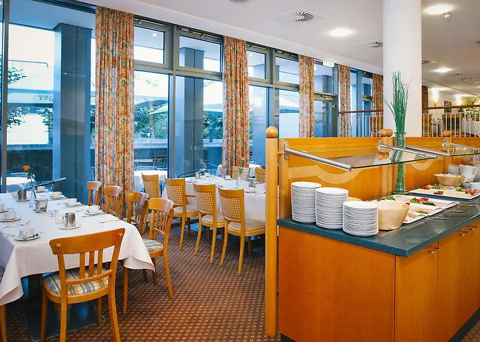 Vienna House Easy By Wyndham 4* Trier