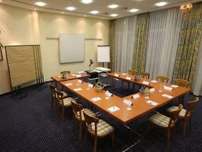 Vienna House Easy By Wyndham 4*